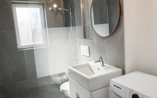 Lux aproape de judetean si Buziasului. PET FRIENDLY! - Poză 6