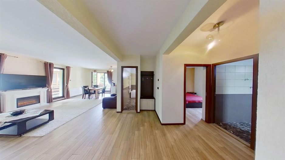 Casa ta de vacanta, imbratisata de natura,3 terase, parcare, Poiana Brasov - Poză 8