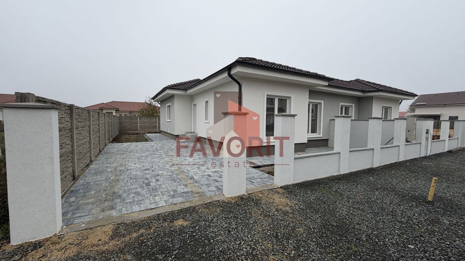 Duplex pe Parter | 4 camere | Zona centrala | Toate utilitatile | Mosnita Noua - Poză 1