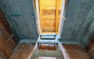 Casa individuala- 3 dormitoare - teren mare -Dumbravita - Poză 14