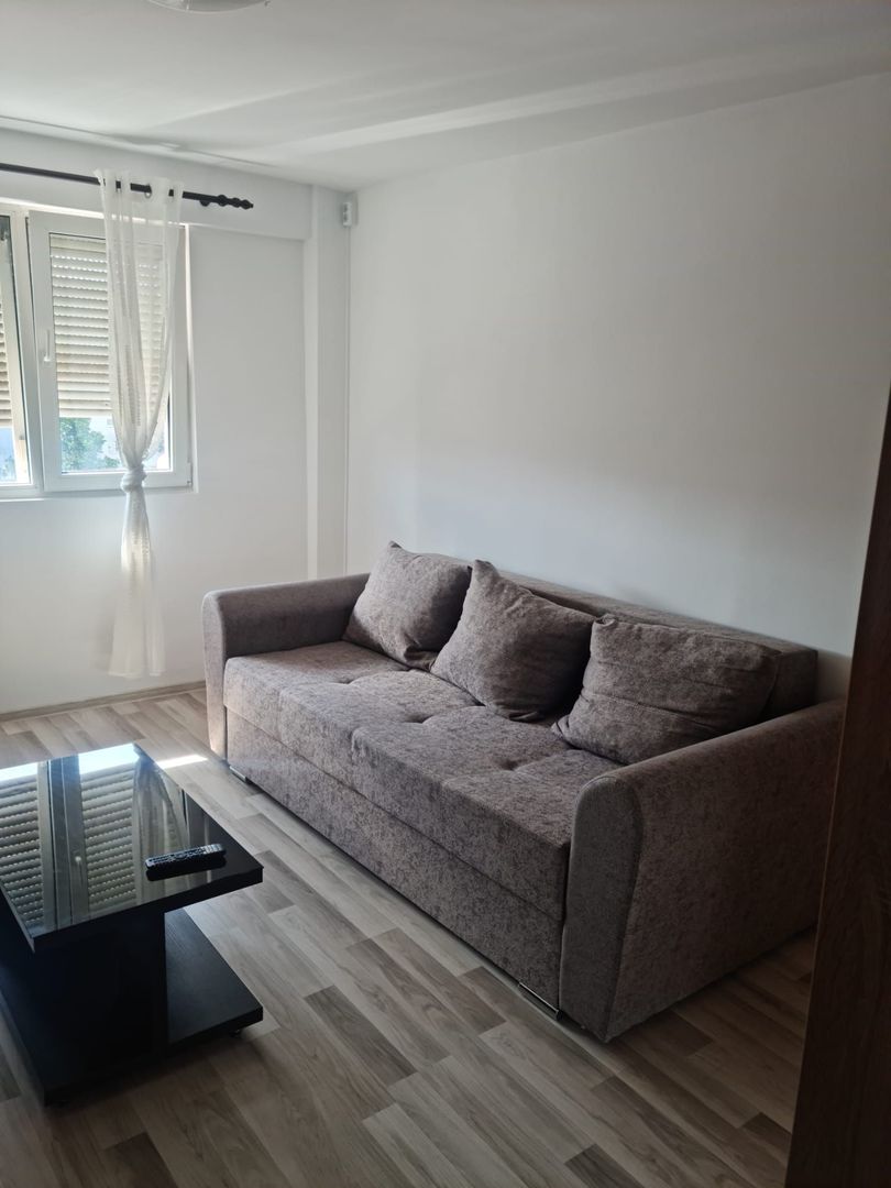 Apartament 2 camere renovat, mobilat complet, Piața Victoriei - Poză 3