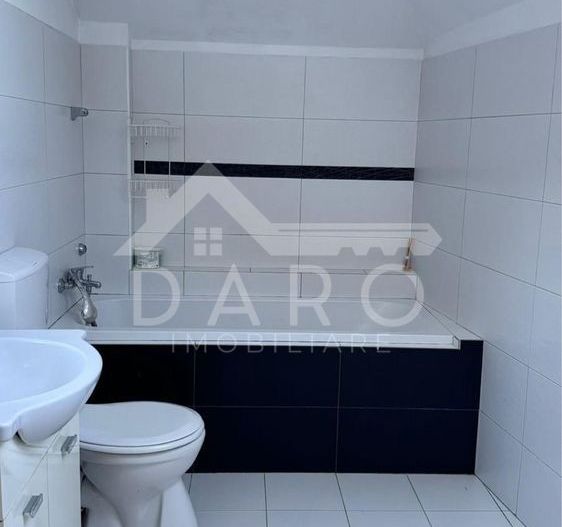 Inchiriez ap 2 camere central - Poză 4