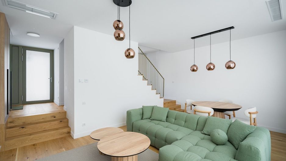 Urban Villa 01 mobilata complet Amber Forest - Poză 1