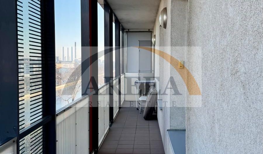 De vanzare - 3 camere decomandat etaj 4 - Splaiul Unirii - Poză 16