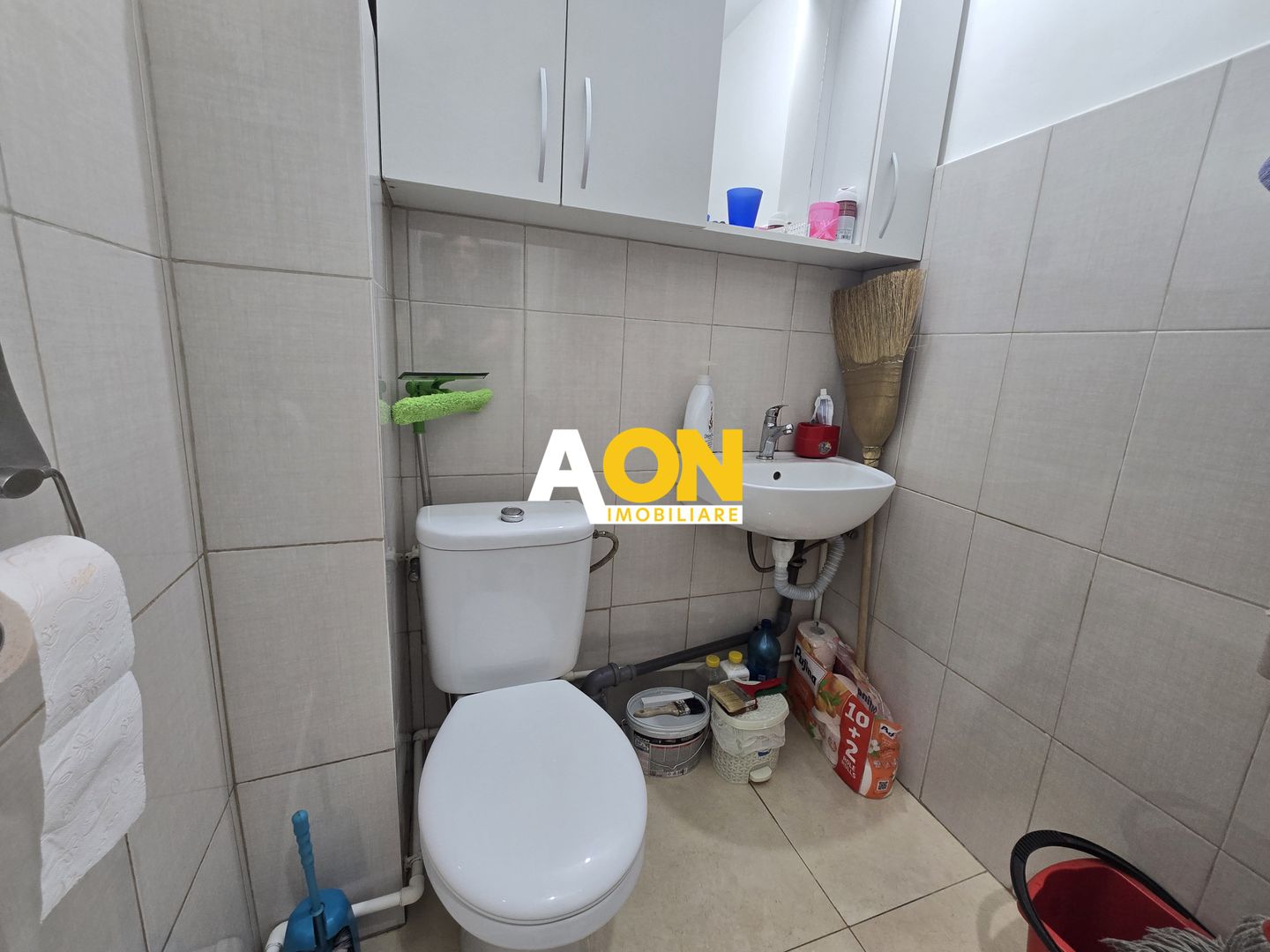 Apartament 3 Camere, 2 Bai, cu Balcon - Poză 12
