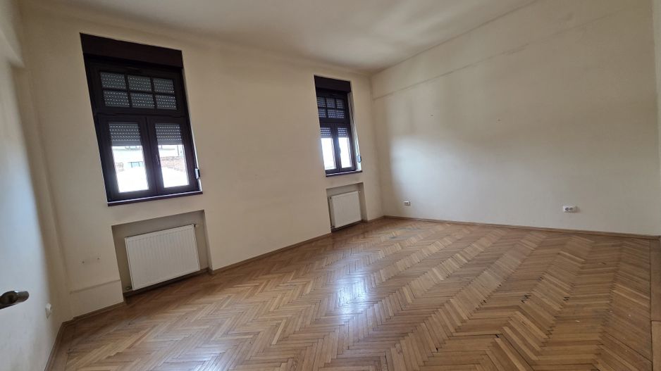 Apartament 4 camere de inchirat Armenasca Romana - Poză 15