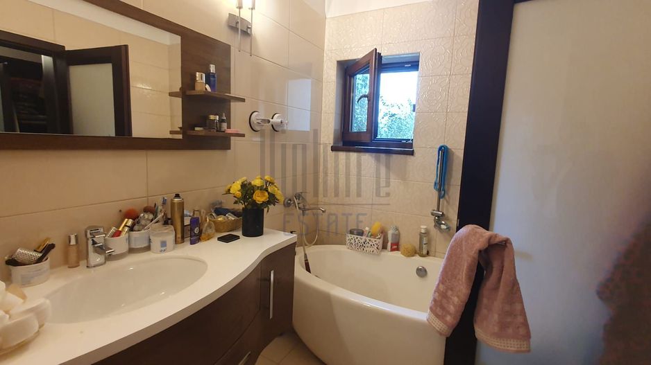 Casă de vânzare Tâncăbești, - Poză 11