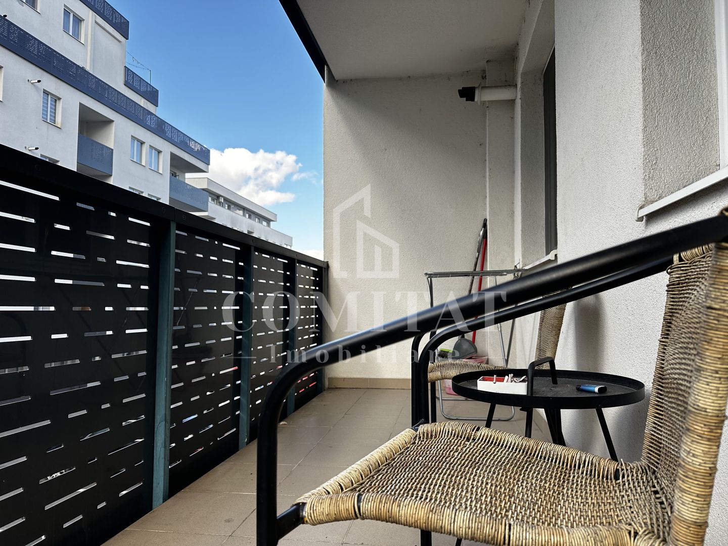 Apartament la cheie | Etaj intermediar | Zona BMW - Floresti - Poză 13