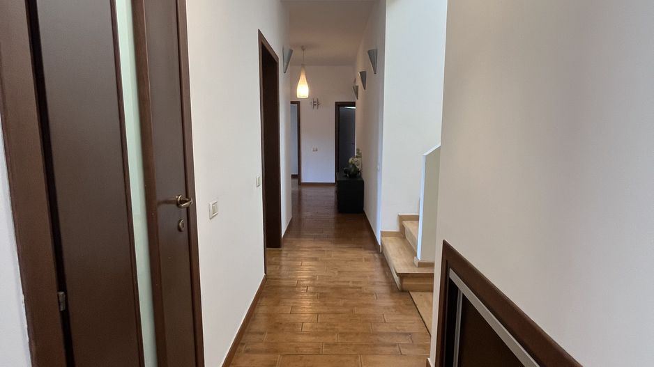 OTOPENI | Chirie Casa 13 Camere pretabil Notariat Cabinet Avocat - Poză 4