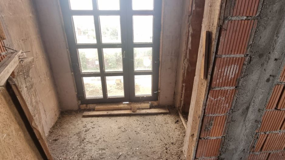 Casă la roșu în Brănești, oportunitate de preț - Poză 8