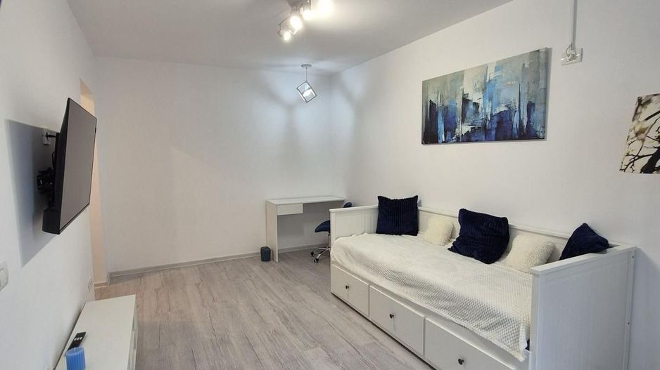 GASONIERA PANDURI, LOC DE PARCARE, MOBILAT/UTILAT,METROU 5 MINUTE - Poză 1