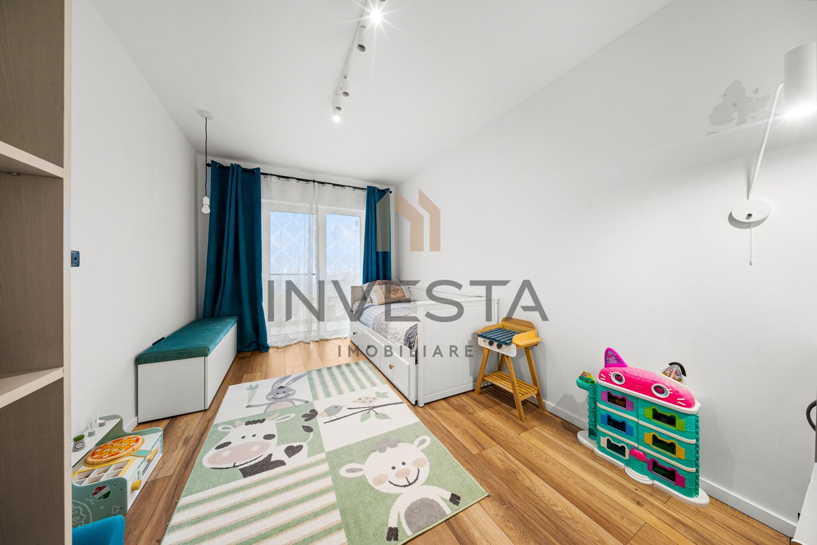 Duplex ultrafinisat | 4 camere | Gradina proprie | Vedere superba | - Poză 17