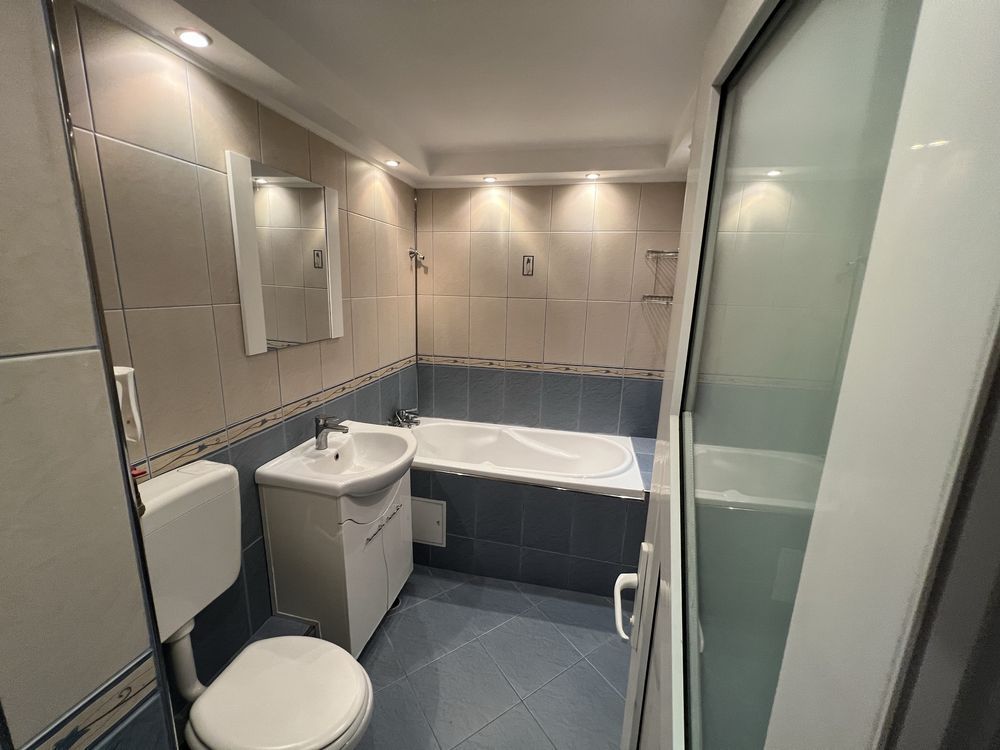 Apartament renovat 2 camere Rahova, loc parcare inclus - Poză 6