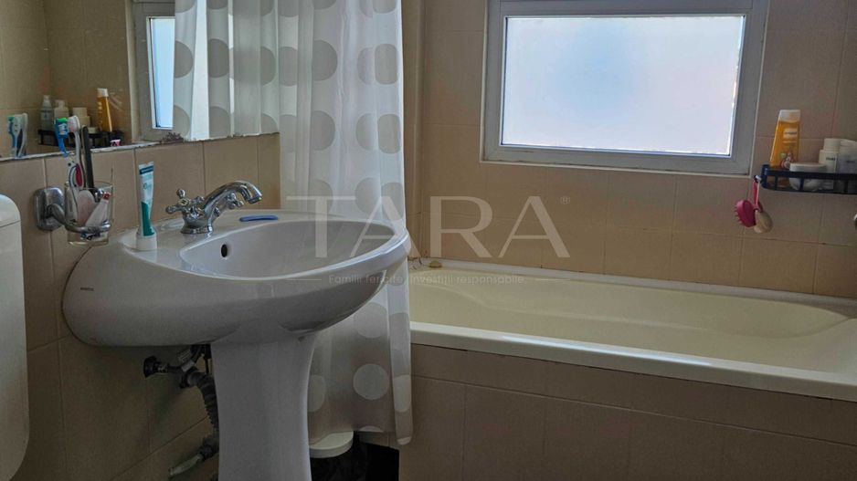 Apartament luminos, renovat, mobilat și utilat complet, Cluj-Napoca. - Poză 6