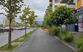 Spațiu comercial în zonă cu vad – Tractorul Coresi - Poză 3