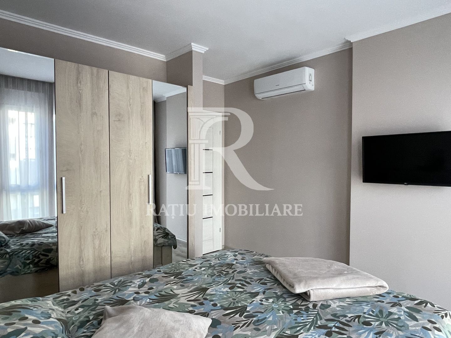 Apartament cu 3 camere | Parcare | Etaj 2 | West Residence | Oradea - Poză 13