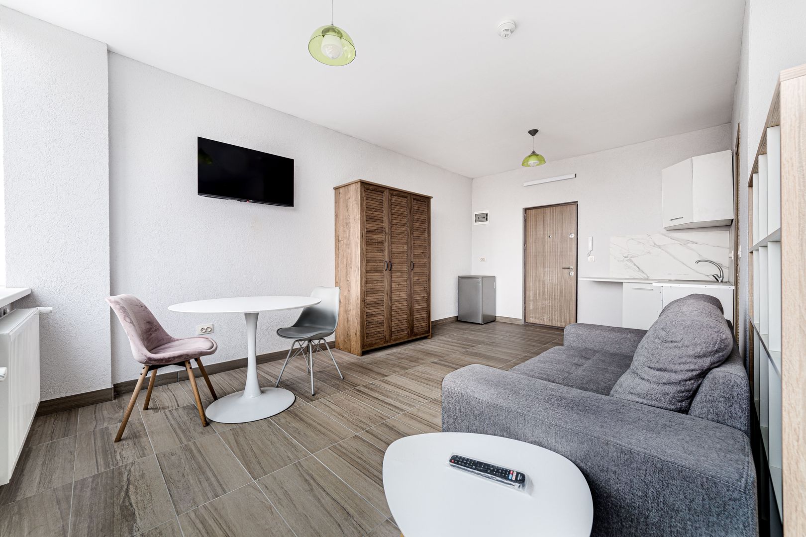 Cladire apartamente de inchiriat - Poză 1