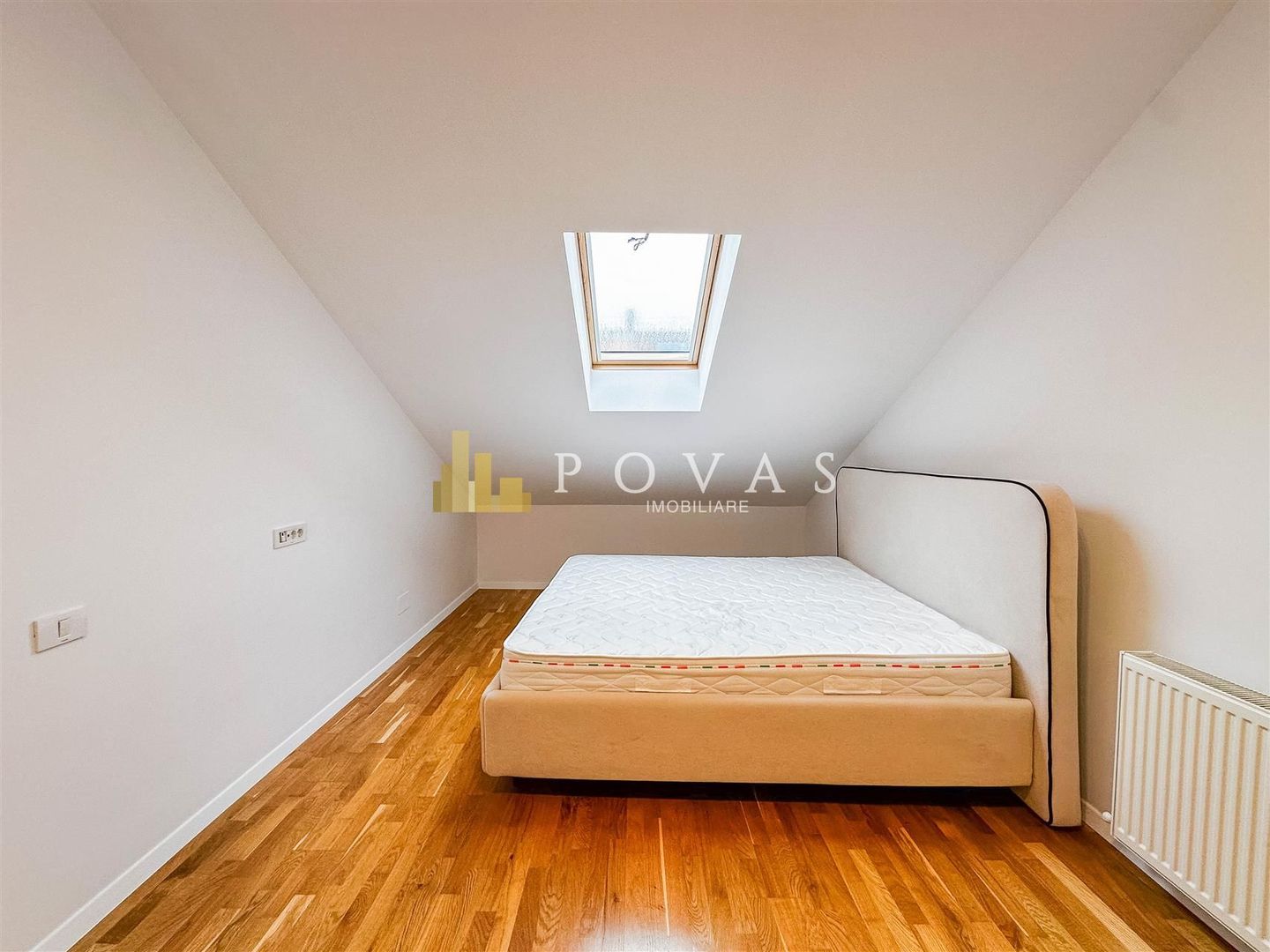 Vanzare Casa 5 Camere Pipera Rond OMV - Poză 20
