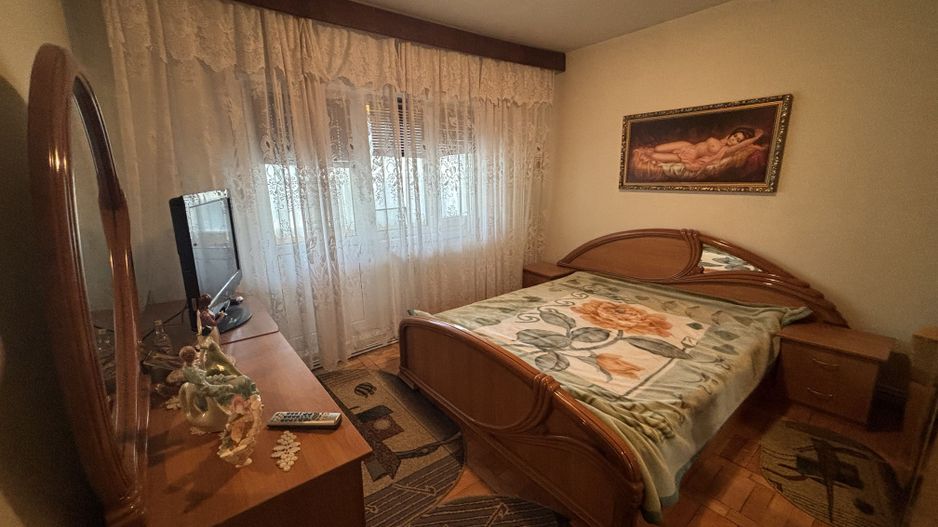 Decomandat in zona Soarelui - Poză 3