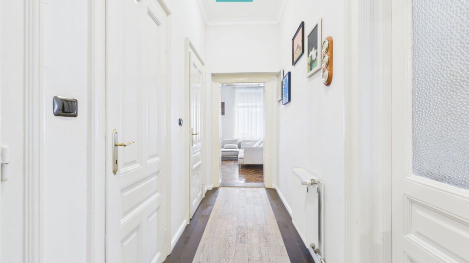 Apartament 3 camere, central. - Poză 1