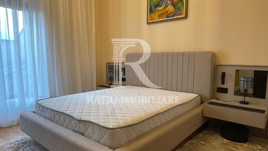 Proprietate Exclusivistă | Apartament la Casă | Ultracentral | Oradea - Poză 10