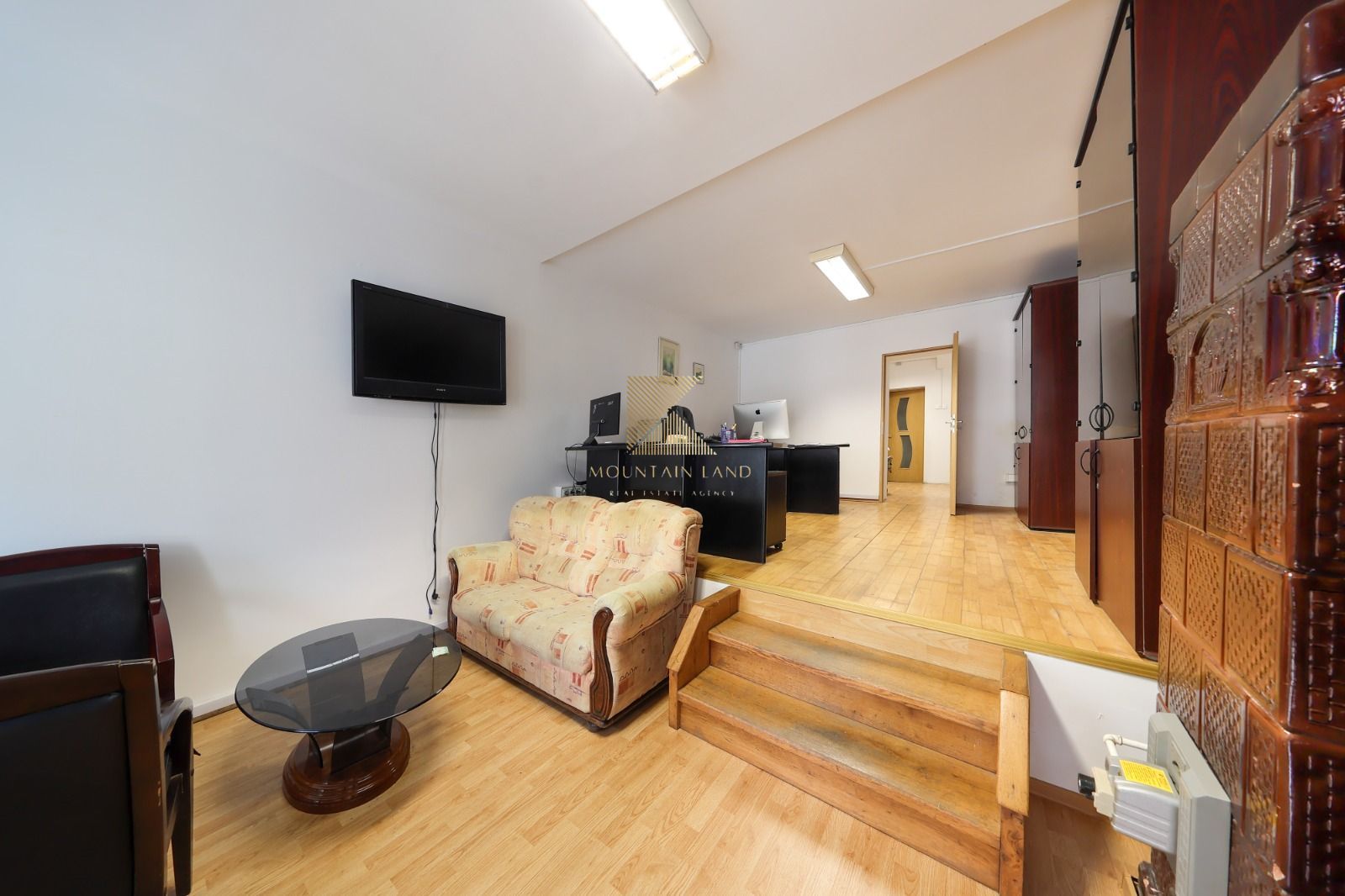 Locație rară în Brașov: ideal pentru regim hotelier sau business - Poză 8