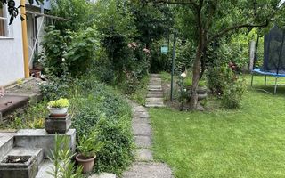 Casa de vanzare pe strada Paris - Poză 4