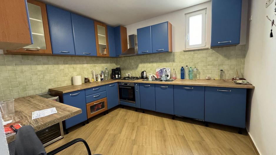 Hala cu birou apartament si teren - Poză 5