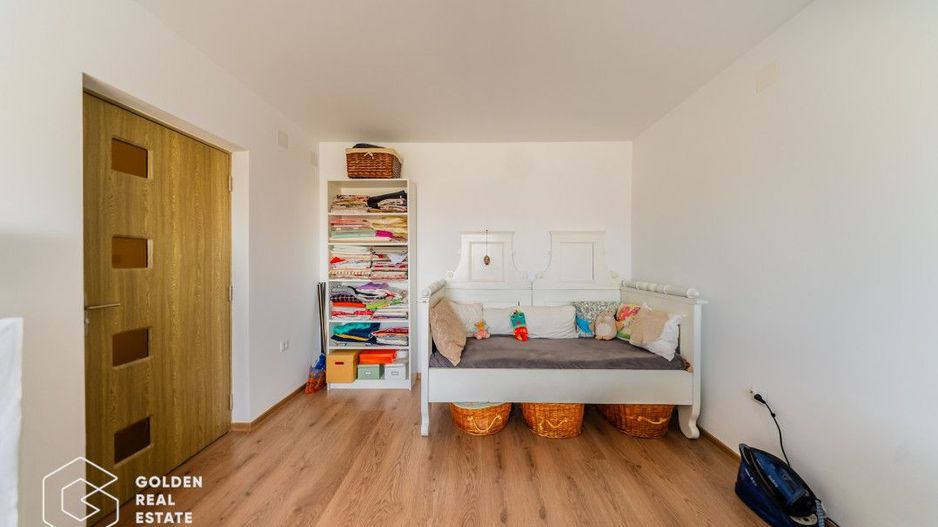 Casă tip duplex P+M, teren 302 - Poză 9