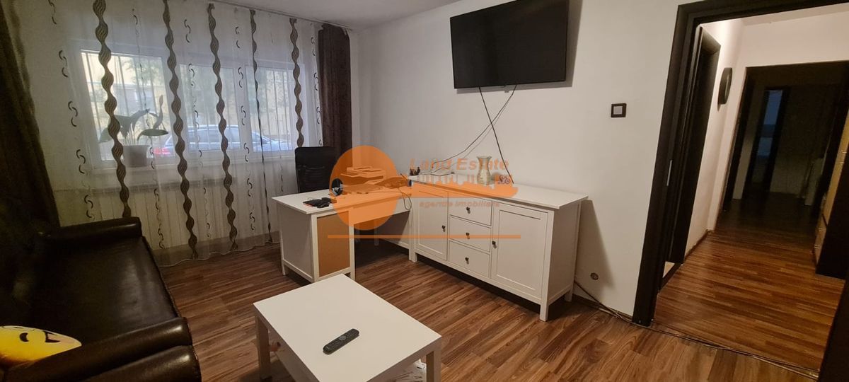 Apartament 3 camere, decomandat, Gorjului - Poză 1