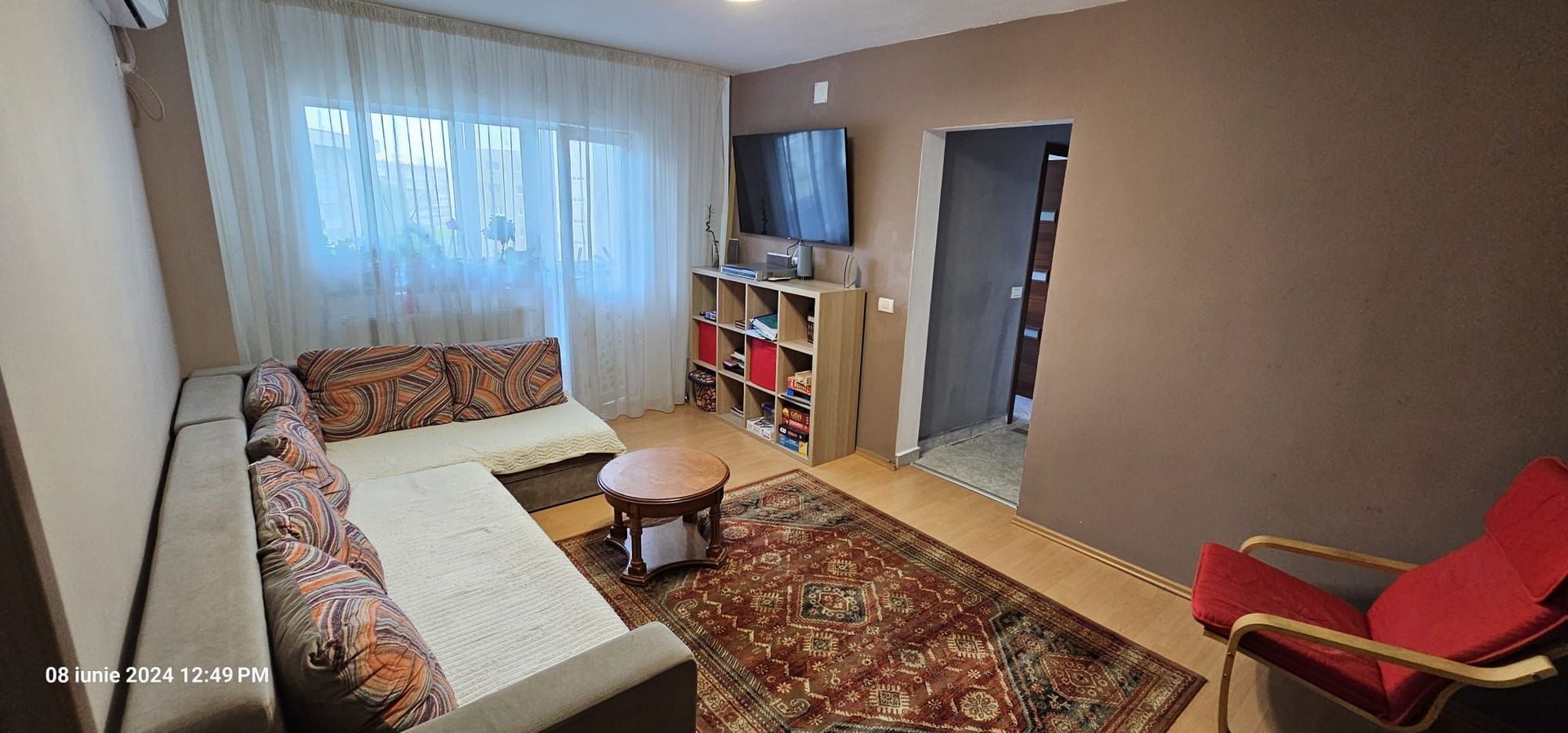 APARTAMENT 4 CAMERE RENOVAT DECOMANDAT SU 80MP BLOC 1980 - Poză 2