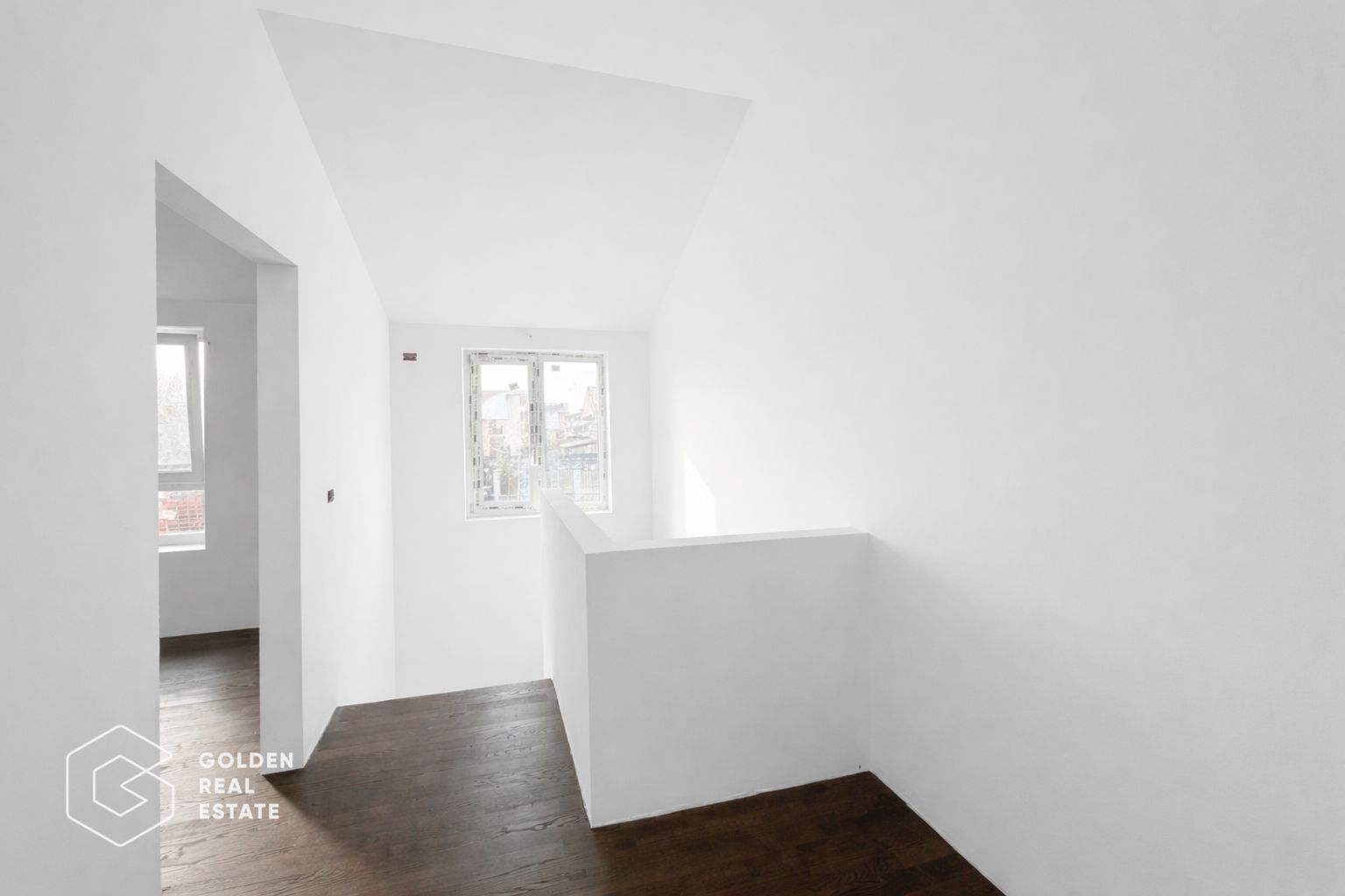 Jumatate de duplex, casa la pret de apartament in Chisoda - Poză 9