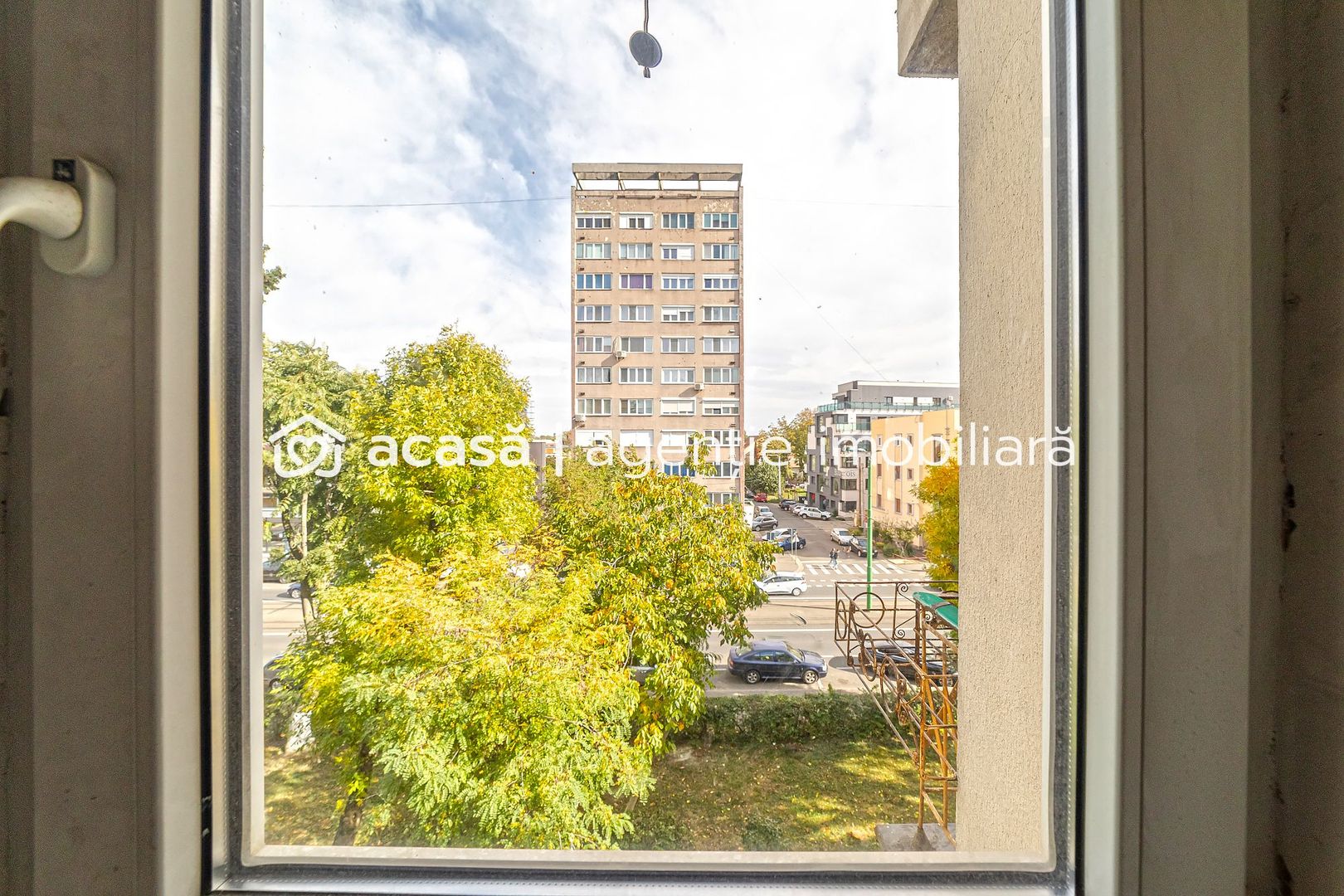 Apartament  3 camere  Calea Romanilor - Poză 2
