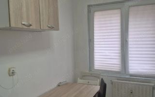 Vanzare apartament 2 camere, decomandat - Poză 4