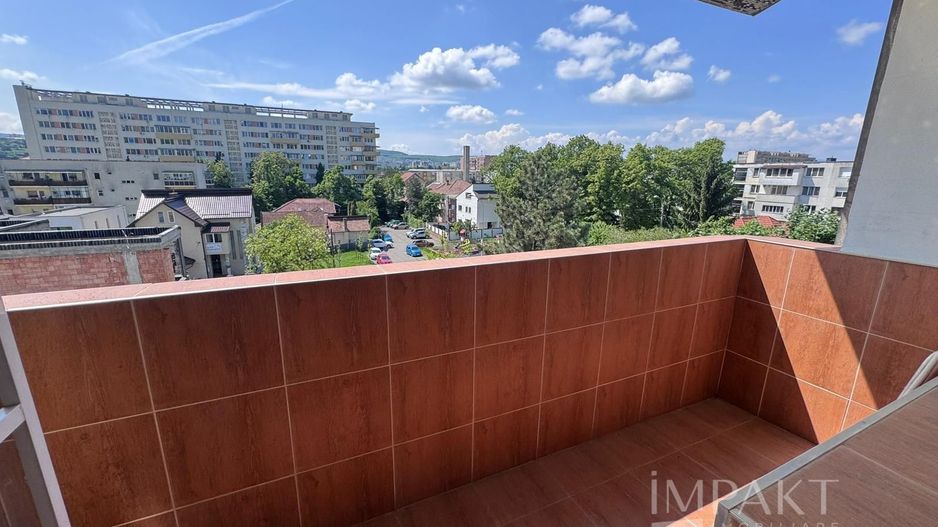 Apartament cu 4 camere in Grigorescu - Poză 10