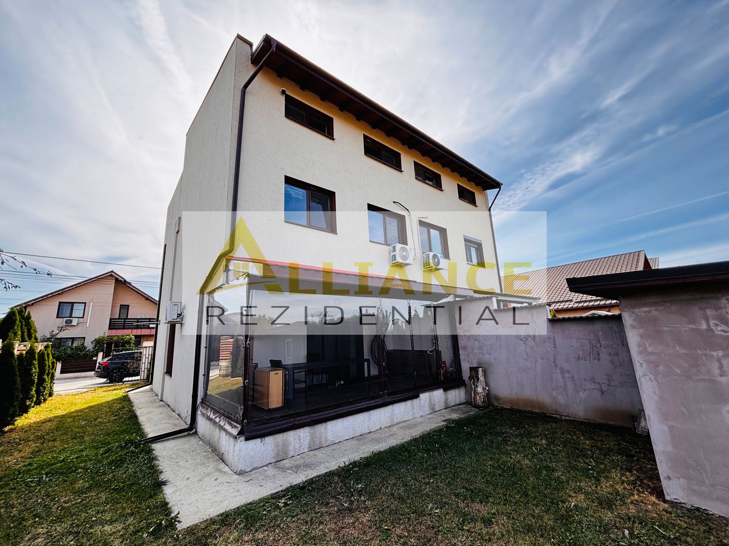 Duplex mobilat și utilat – gata de mutare - Poză 1