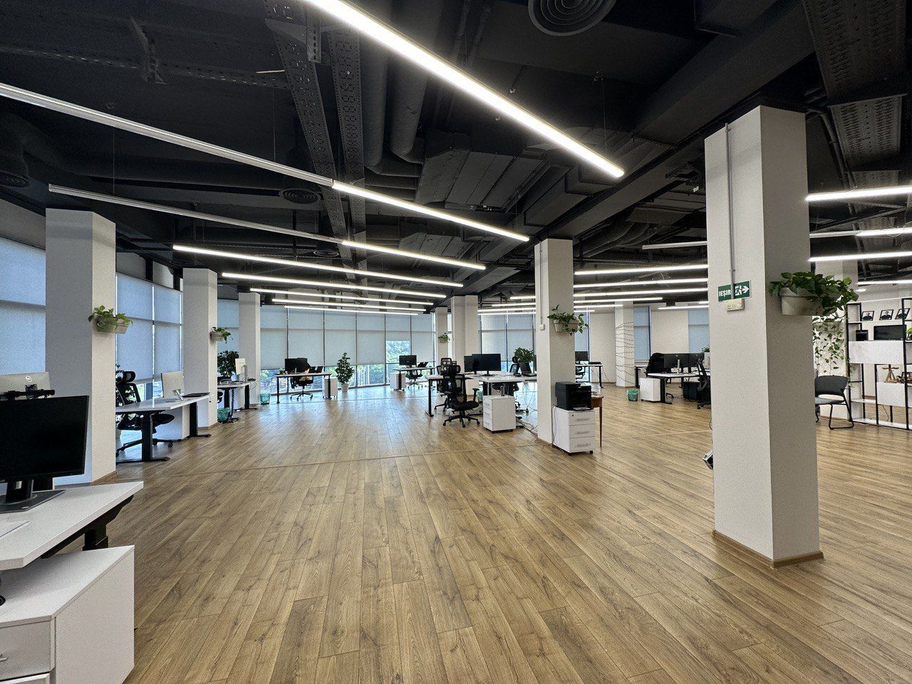 Chirie Spații de Birou 420 m2.și 300m²   sectorul Rîșcani. - Poză 7