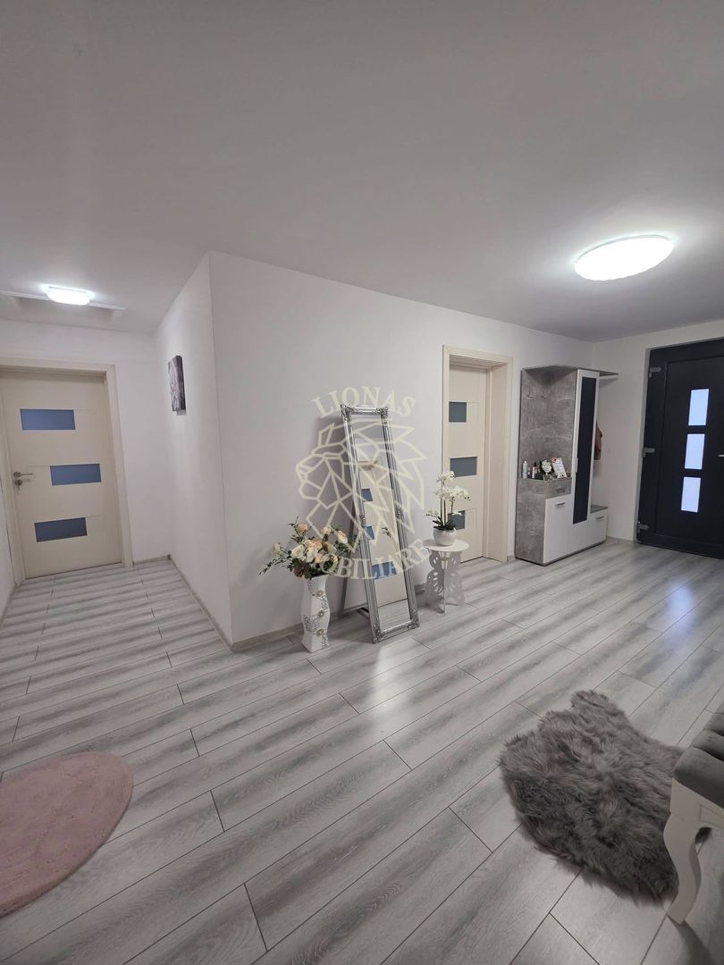 Apartement 115 mp+pod-et 1-gradina 167 mp-Zona Casa Somesana - Poză 4