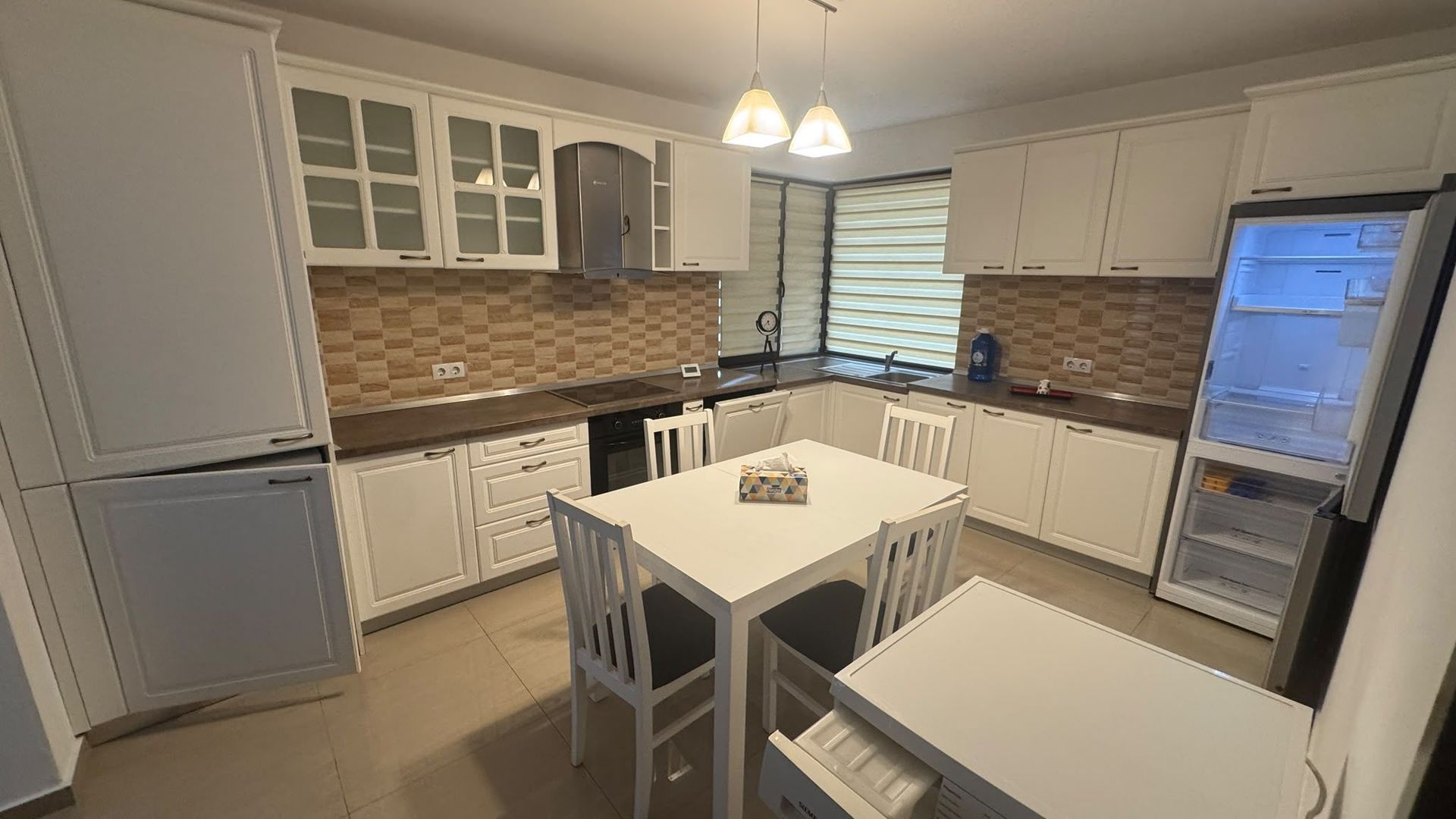 Casă 4 camere de inchiriat, carport, curte 180 mp - C. Arhitectilor - Poză 7