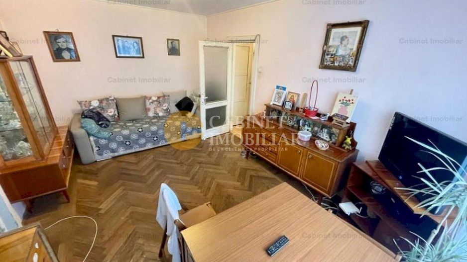 Apartament cu 3 camere - Bloc Fara Risc - Etaj 2 - Primaverii - Poză 1