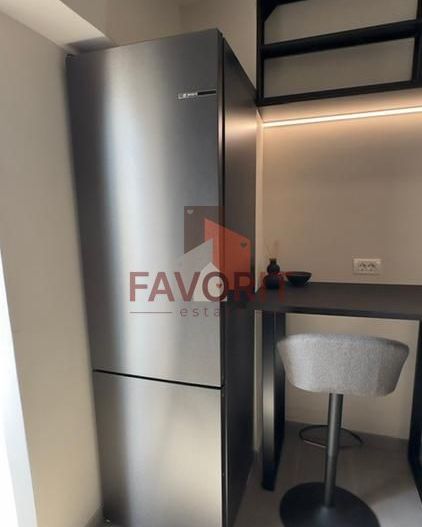 1 camera | Renovat lux | Centrala proprie | Lift | Zona excelenta | - Poză 8