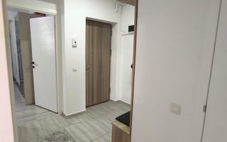 De vanzare un superb apartament de 2 camere in zona Tractorul - Poză 14