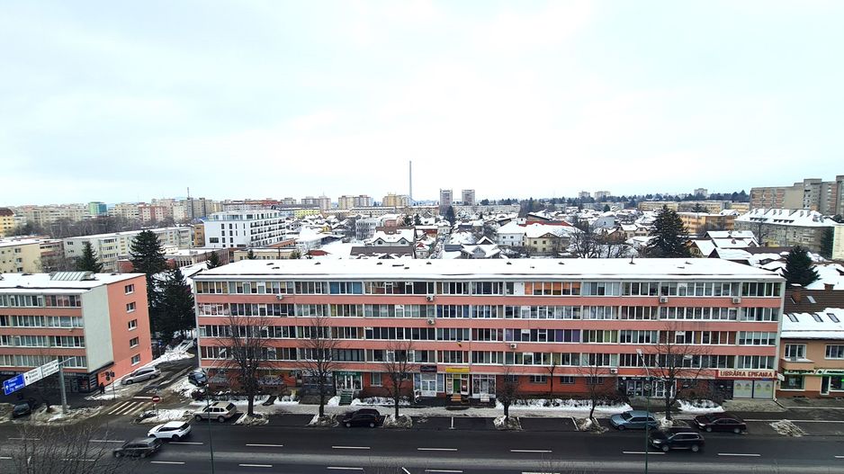 Apartament 2 camere decomandat cu priveliste zona Spitalul Judetean - Poză 13