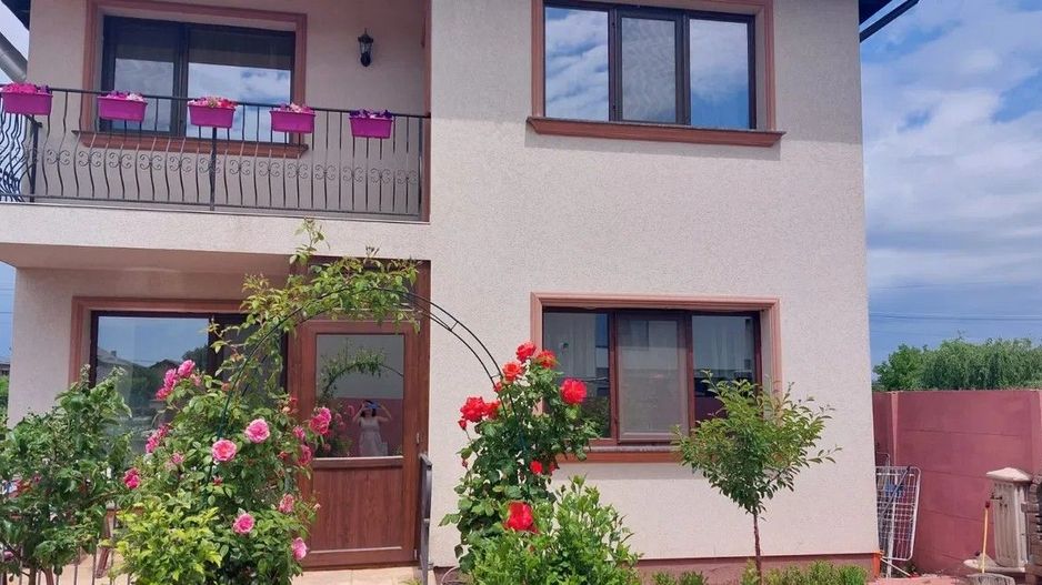 Vila de inchiriat in Tunari | Confort, eficienta si atmosfera calda! - Poză 6