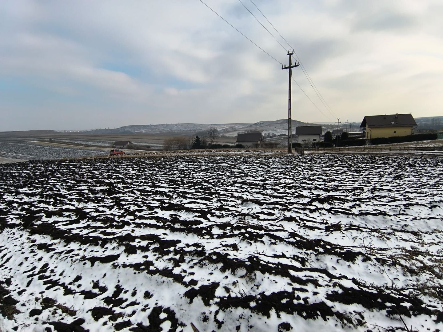 Teren 991 MP | Moara Nica | 22 ml Deschidere | Utilități | 38.000 € - Poză 4