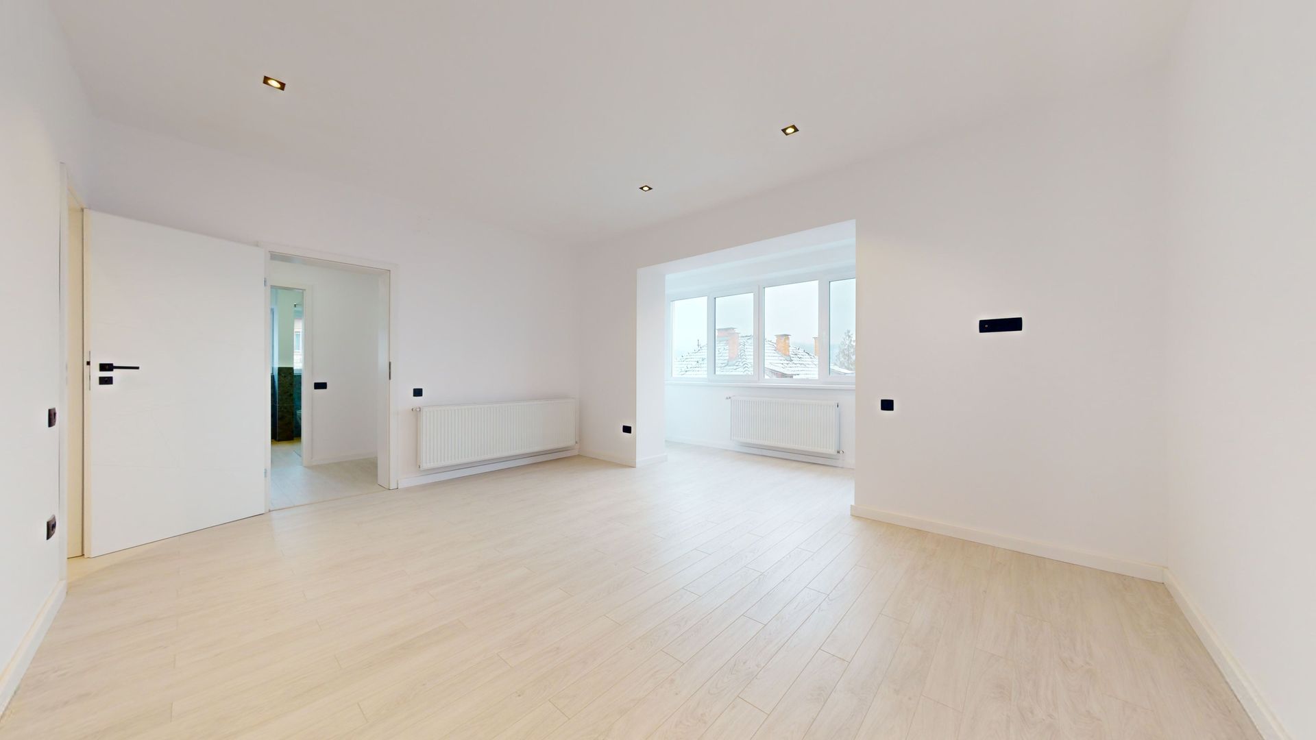 Apartament in vila zona centrala - Poză 5