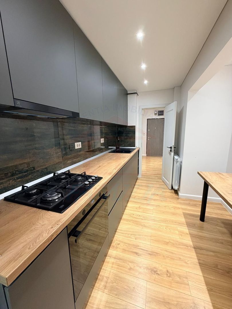 Inchiriere apartament 3 camere, Micro 39, etaj 1,sup.70 mp,  P500 euro - Poză 4