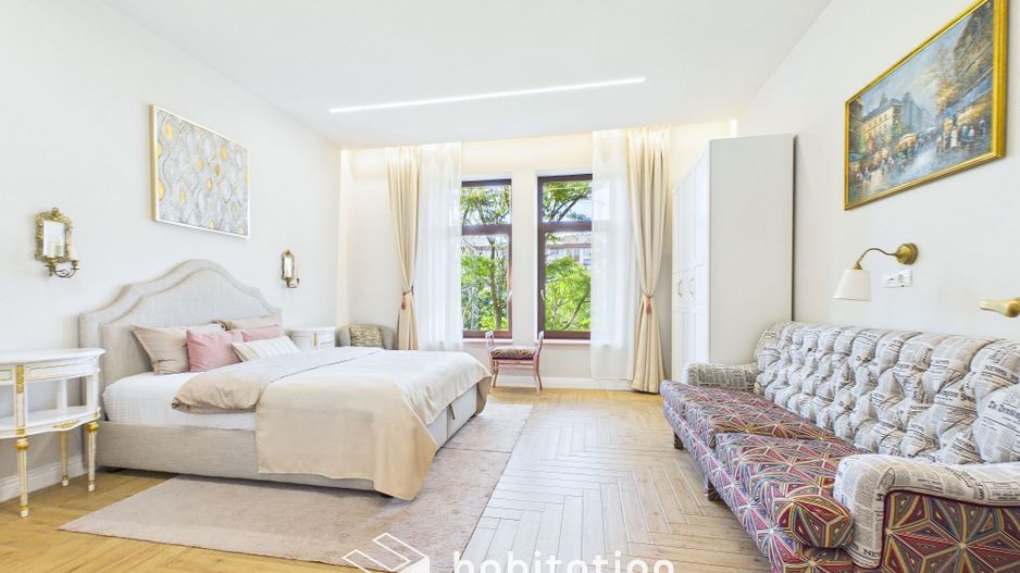 Apartament cu farmec aparte, vedere la Bega,  Central -  Piața Maria - Poză 1