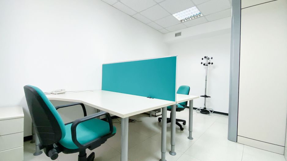 Cladire cu functiuni mixte - Poză 8