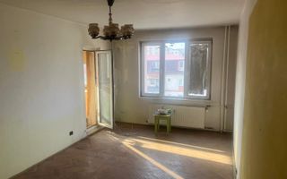 Apartament 3 camere Complexul Studentesc - Poză 1